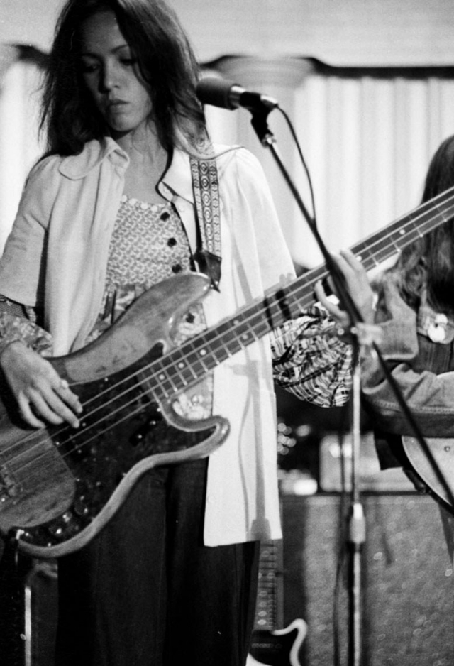 Fanny on the Stage: Pioneering All-Female Rock Band of the 1970s Music