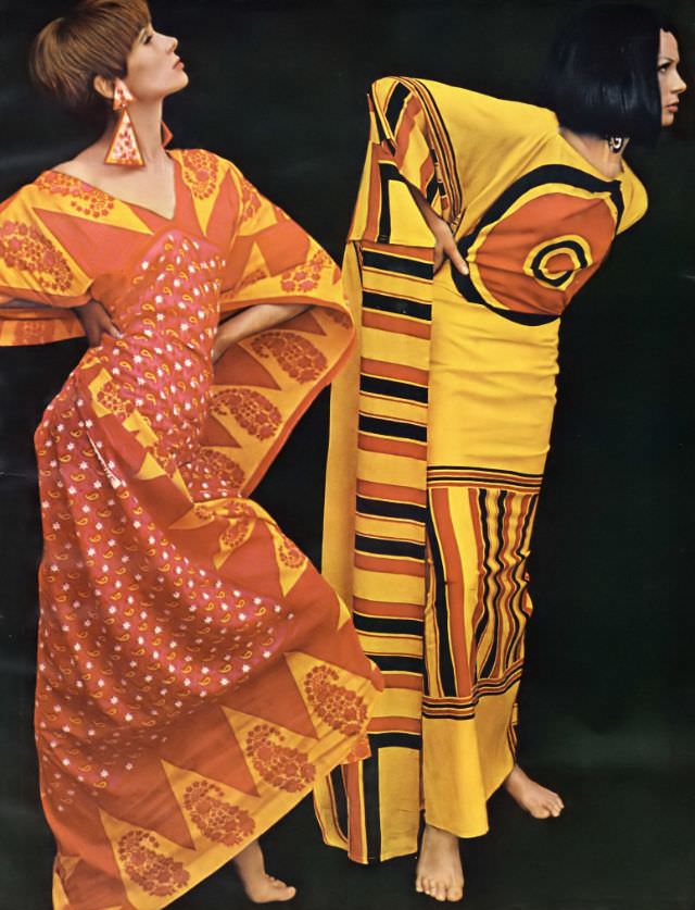 #26 Models in printed cotton gandurahs from Kenya, July 1966