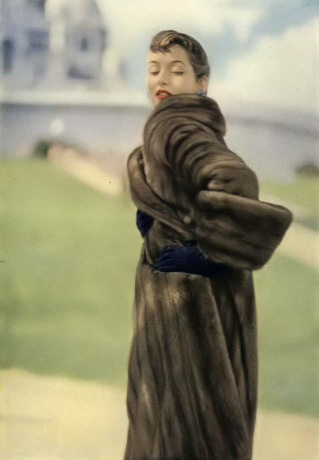 #15 Maxime de la Falaise in Aleutian EMBA mink coat by Christian Dior, 1950.