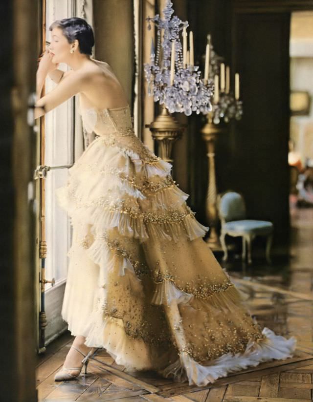 #21 Maxime de la Falaise in gown called “Mozart” by Christian Dior, 1950.