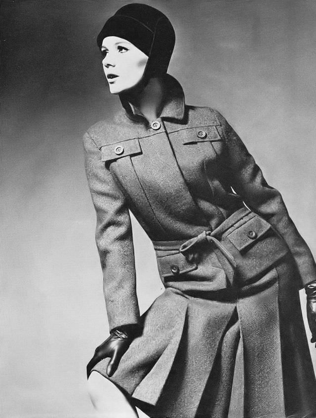 #6 Nicole de la Marge in Ginger Scotch Wool Tweed Norfolk Suit by Windsmoor, 1964