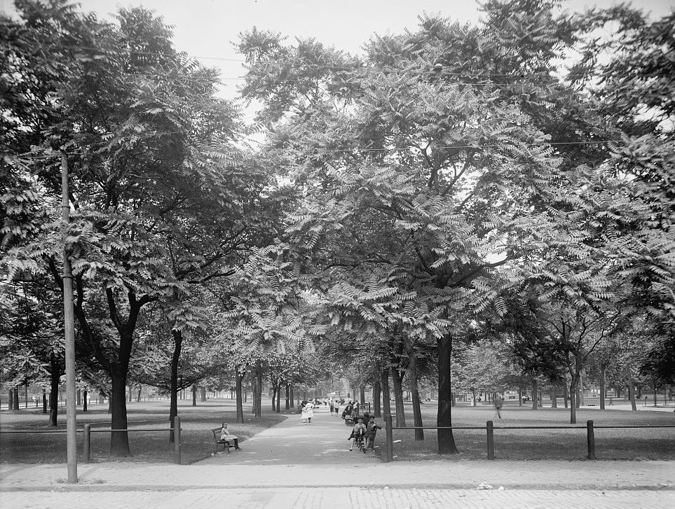 #34 East Park, Pittsburgh, Pennsylvania, 1900s