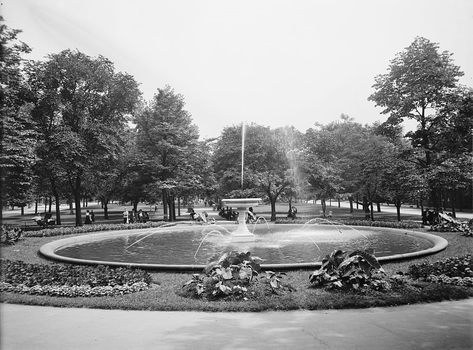 #45 East Park Fountain, Pittsburgh, Pennsylvania, 1900s