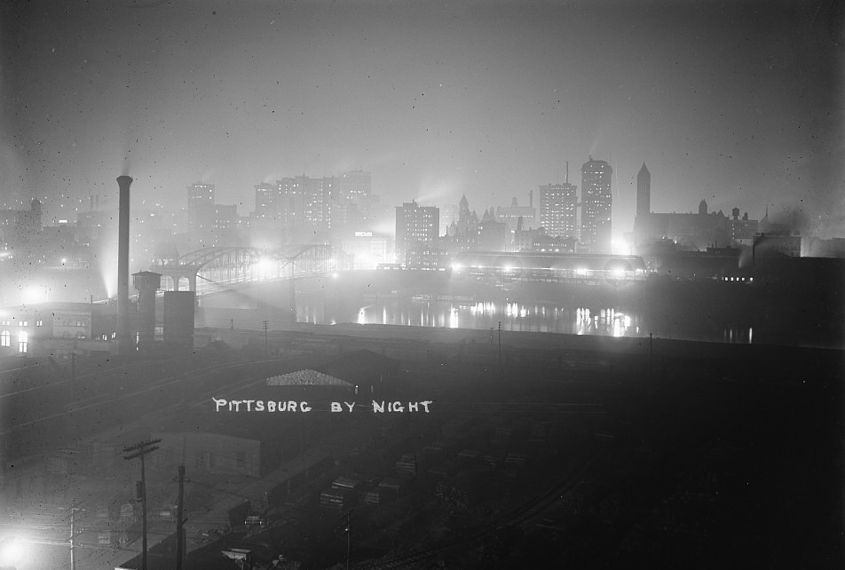 #62 Pittsburgh by Night, 1900s