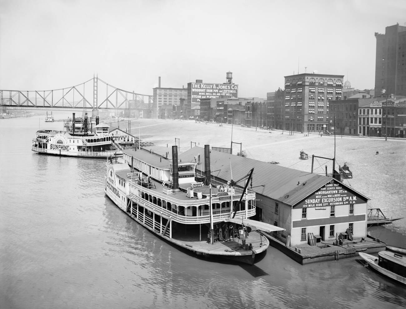 #11 Riverboats from Smithfield Street Bridge, Pittsburgh, Pennsylvania, 1910