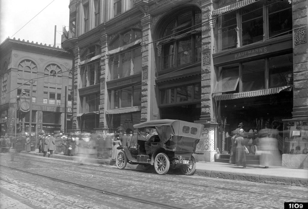 #147 Smithfield and Fifth, corner view, 1910s