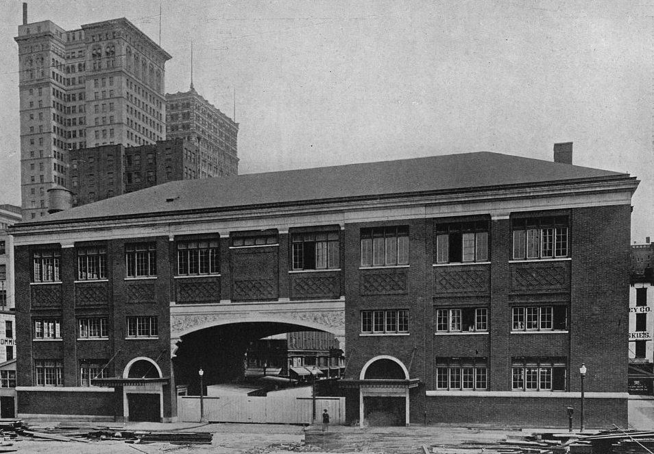 #52 Diamond Square Market Houses, Pittsburgh, 1916