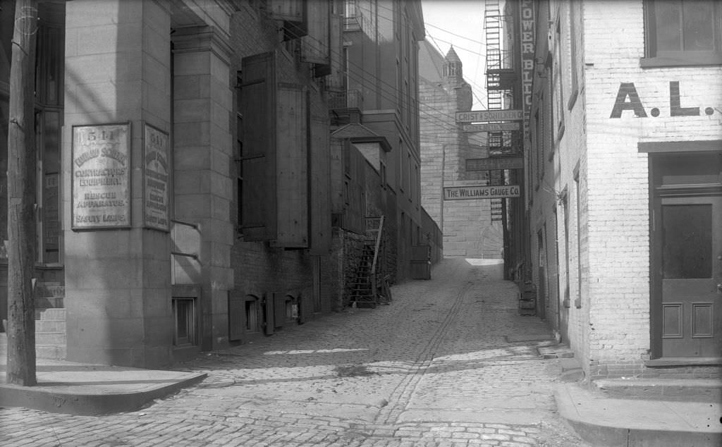 #63 Gala Alley View, 1912