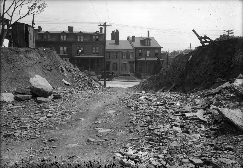 #99 Malcolm Street from Tomahawk, towards Bedford, 1920.