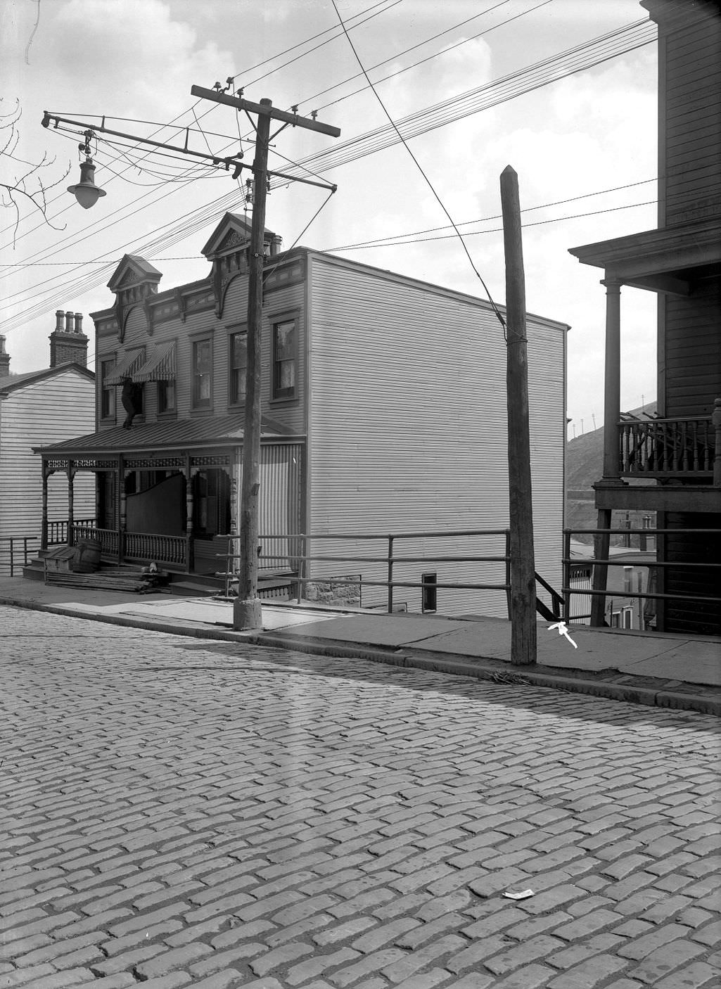 #112 Mansfield Avenue, south end of proposed wall, 1920.