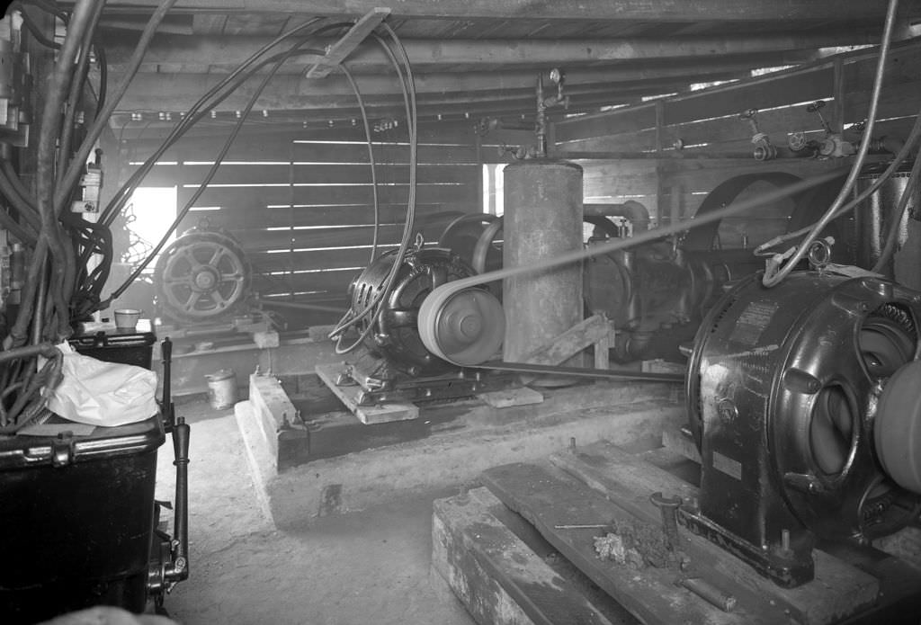 #115 Herron Hill Reservoir compressor plant, 1920.