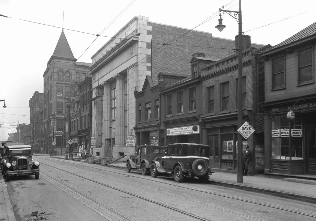 #1 East Carson Street, Showing Shops and Iron and Glass Bank Construction, 1926.