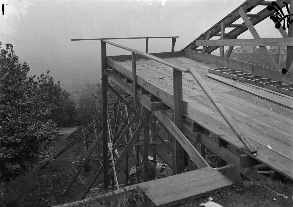 #58 Conveyor at Herron Hill Reservoir top of EMB, 1920.