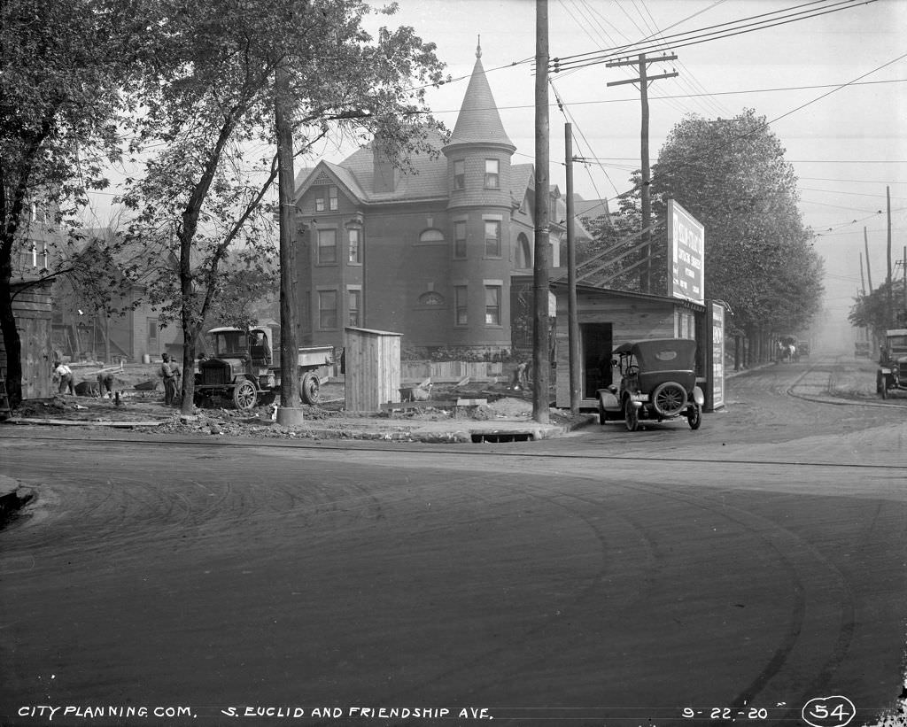 #61 Construction and homes at South Euclid and Friendship Avenue, 1920.