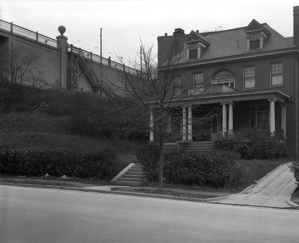 #86 Beechwood Boulevard view towards Murray Avenue Bridge, 1929.