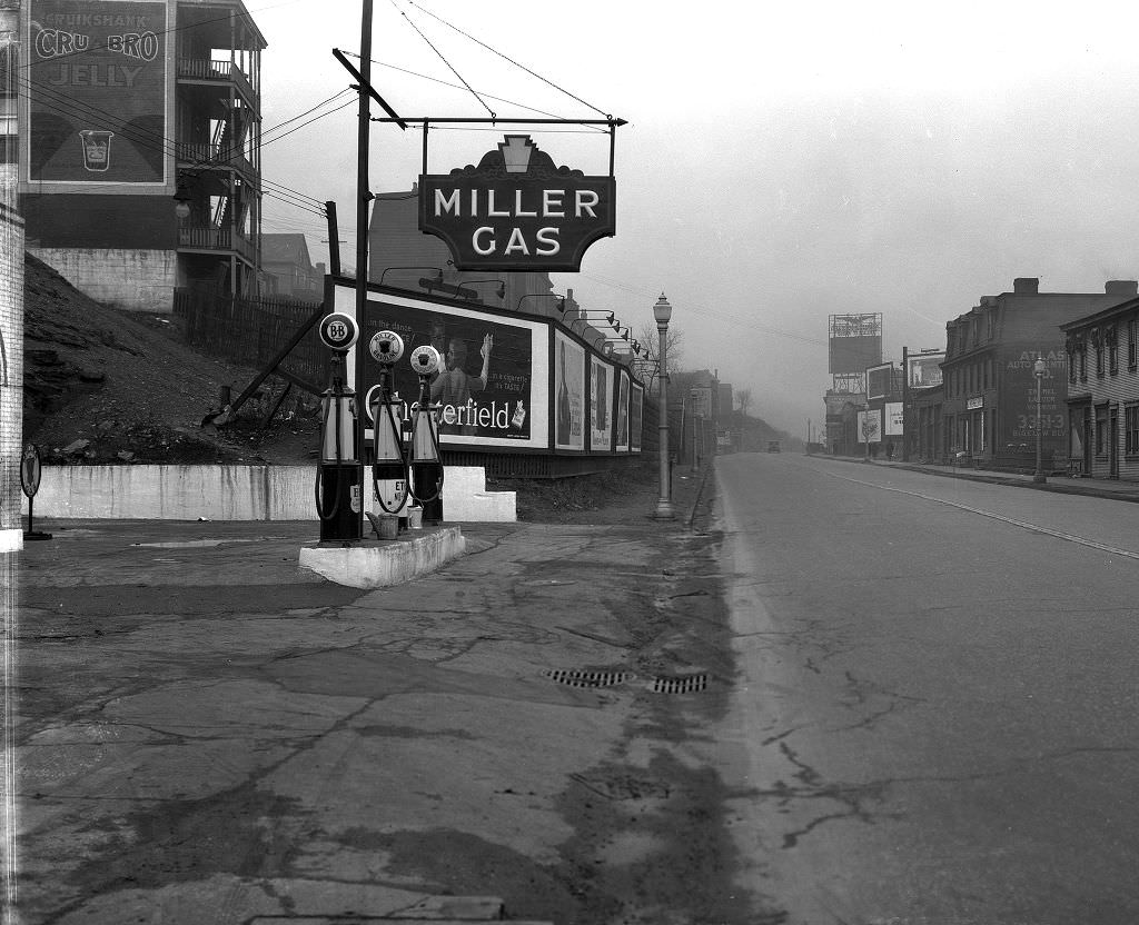#90 Miller Gas station on Bigelow Boulevard, 1929.