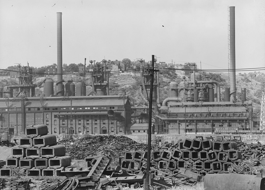 #16 Inactive steel mills in Pittsburgh, Pennsylvania, 1938.