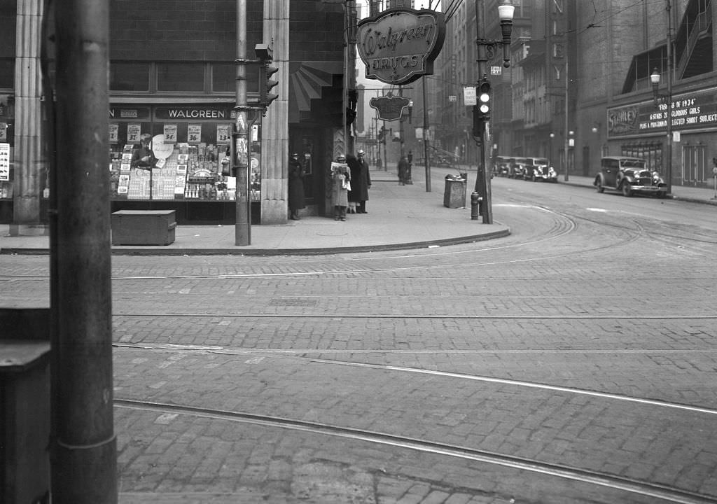 #6 Walgreen Drugs on Penn at Seventh, 1934