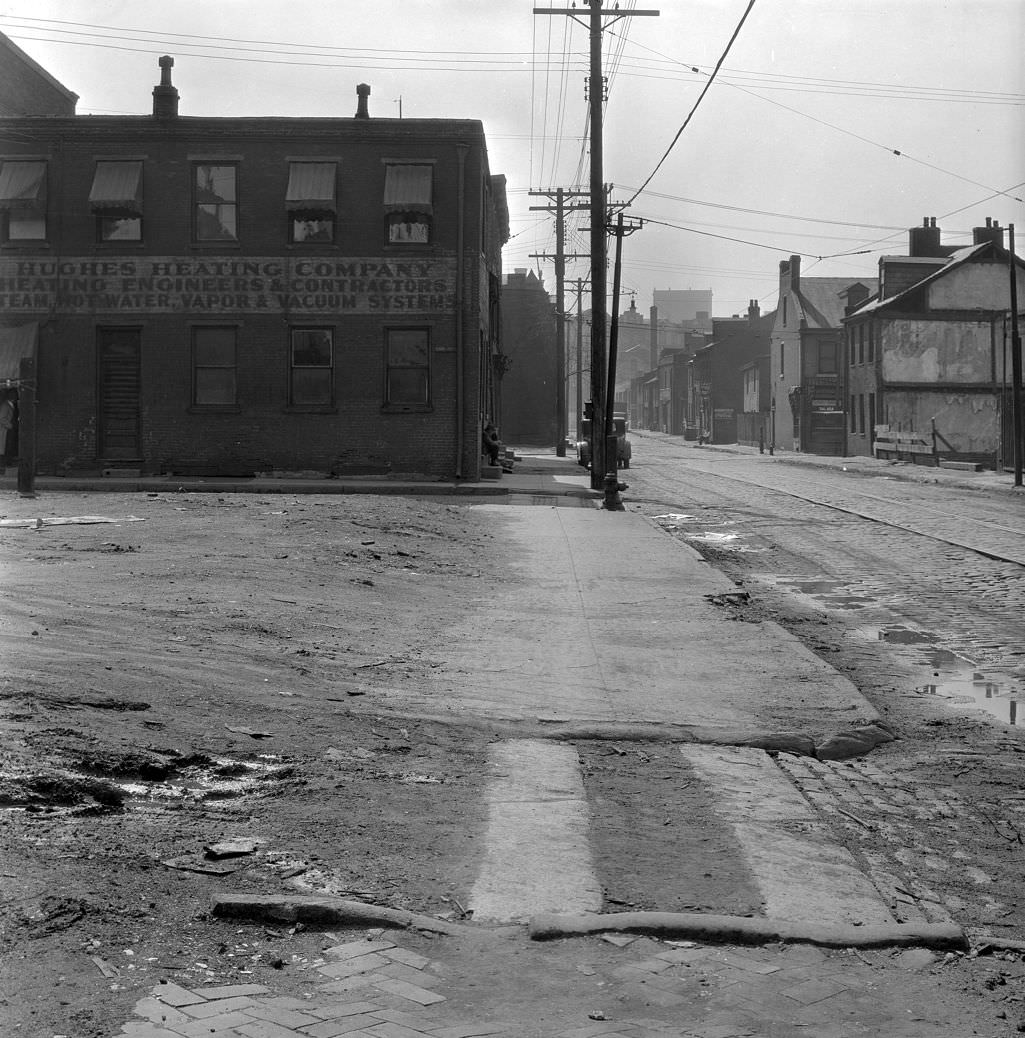 #57 Traffic on West Lacock Street looking west towards West Canal Street, 1933