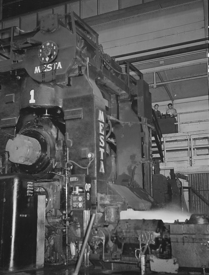 #13 Operating steel sheet roller, Pittsburgh, Pennsylvania, 1938.