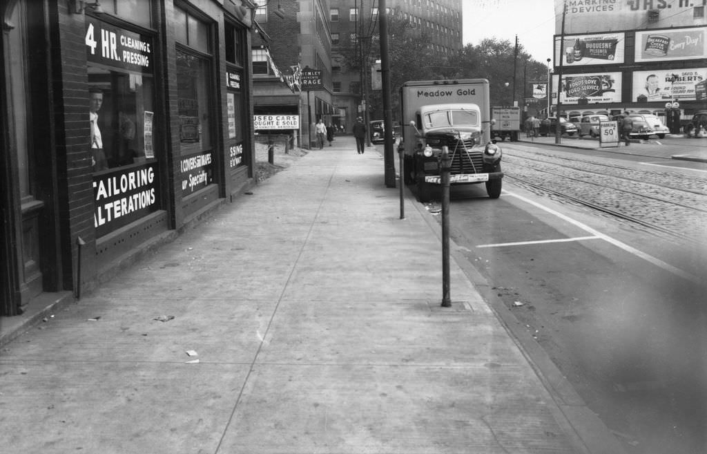 #10 A view of Forbes Avenue from No. 3915, 1947