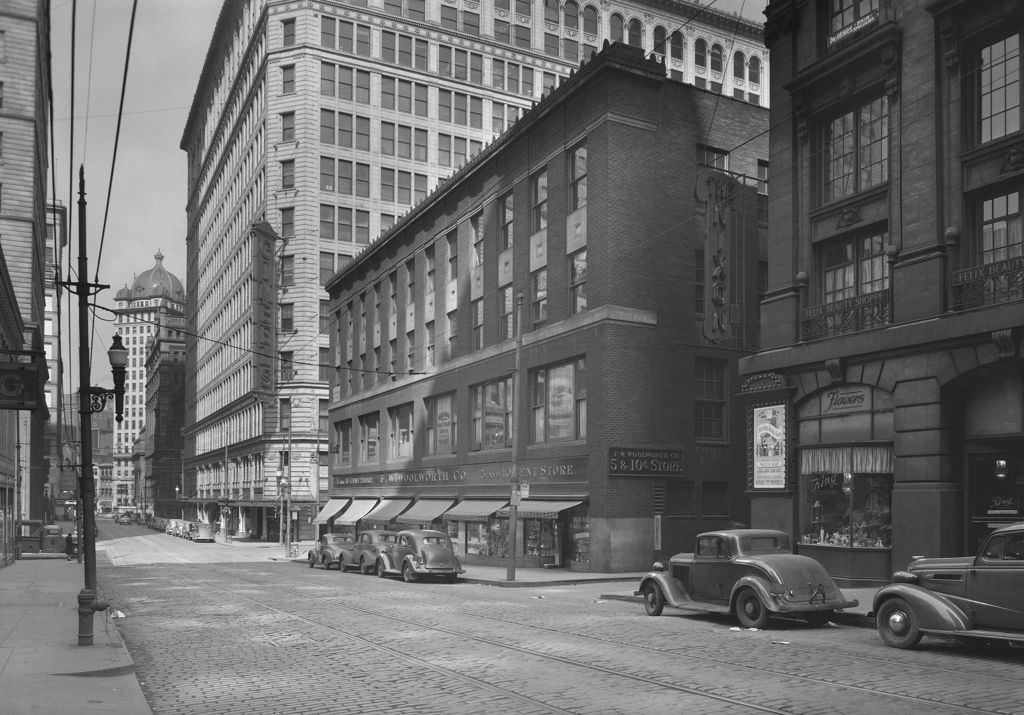 #27 A view of Downtown Pittsburgh, showing Gimbels, Woolworth’s and King Flowers looking northwest along Sixth Avenue, 1941