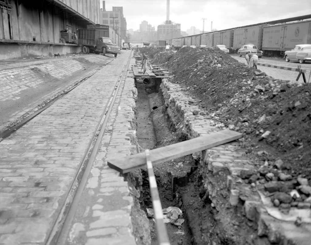 #135 Construction near Federal Cold Storage on its Smallman Street side, 1955