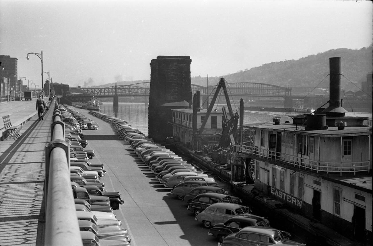 #15 Mon Wharf, Pittsburgh, Pennsylvania, 1951