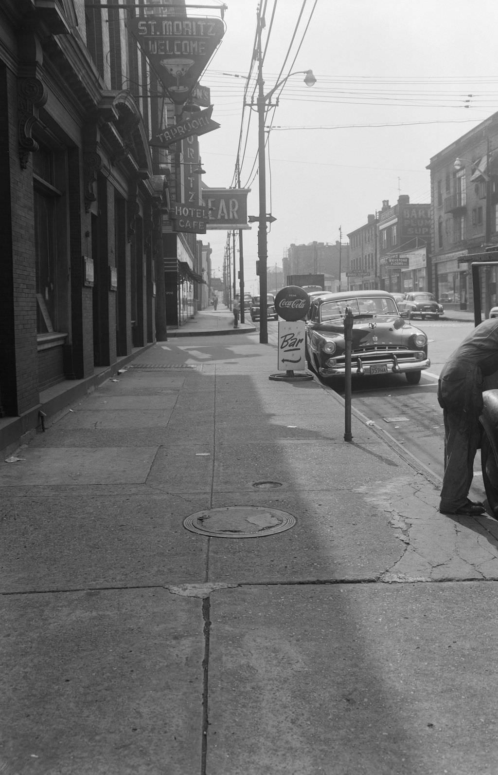 #62 Broad and Collins Streets with St. Moritz Hotel and Tap Room visible, 1951.