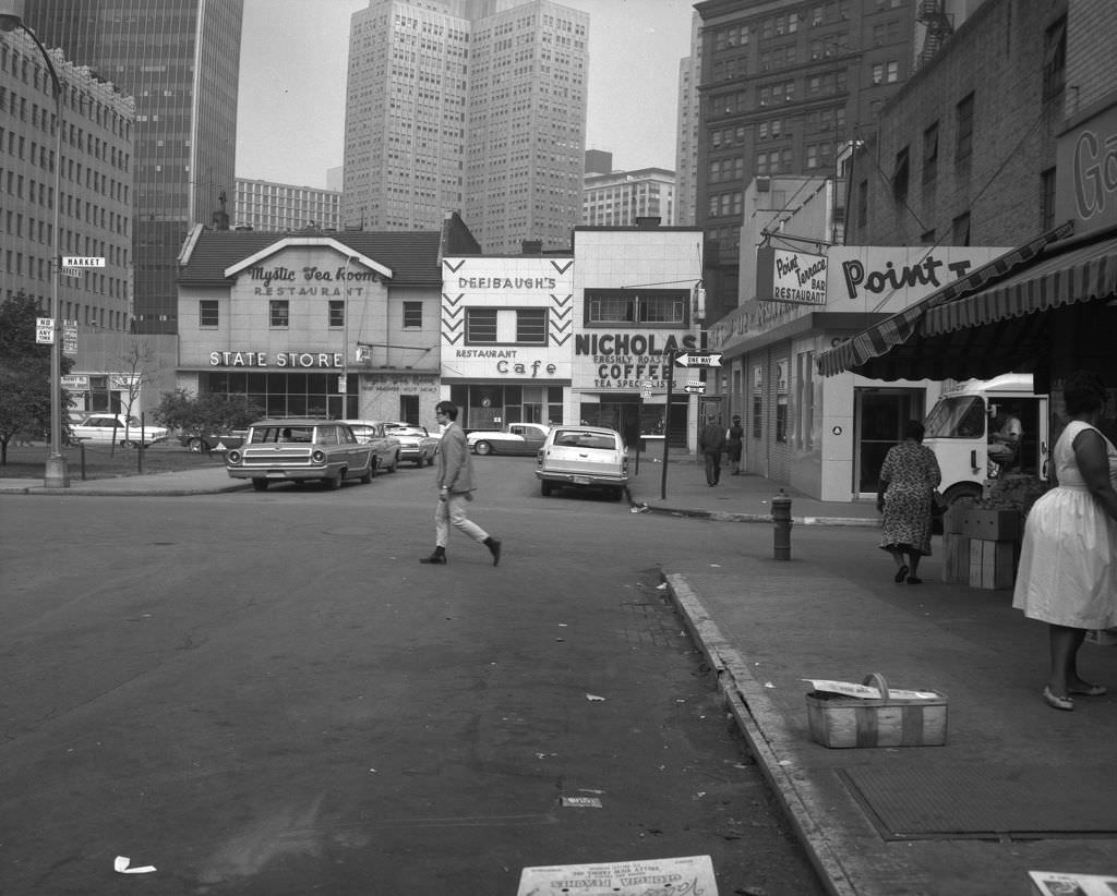#153 Market Square from Oyster House, 1966