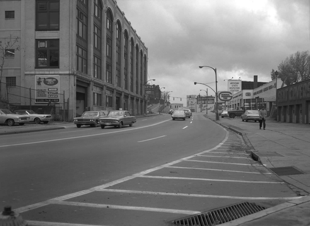 #157 Bigelow Boulevard Businesses, 1966