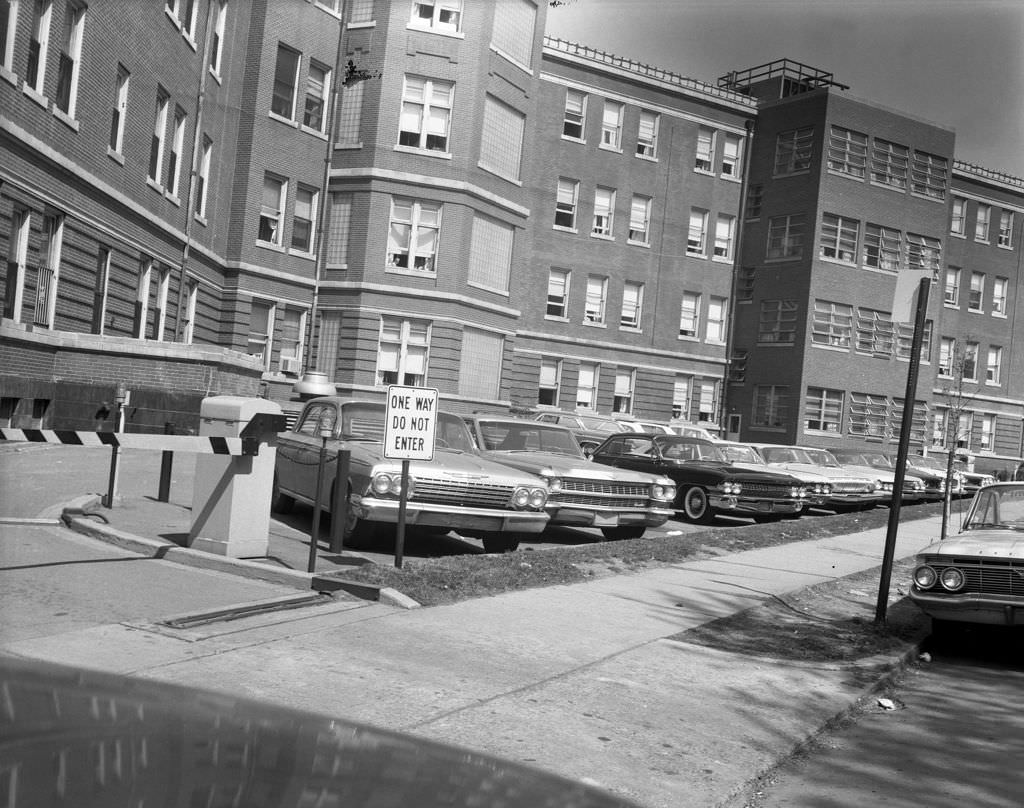 #177 Western Pennsylvania Hospital Exterior, 1965