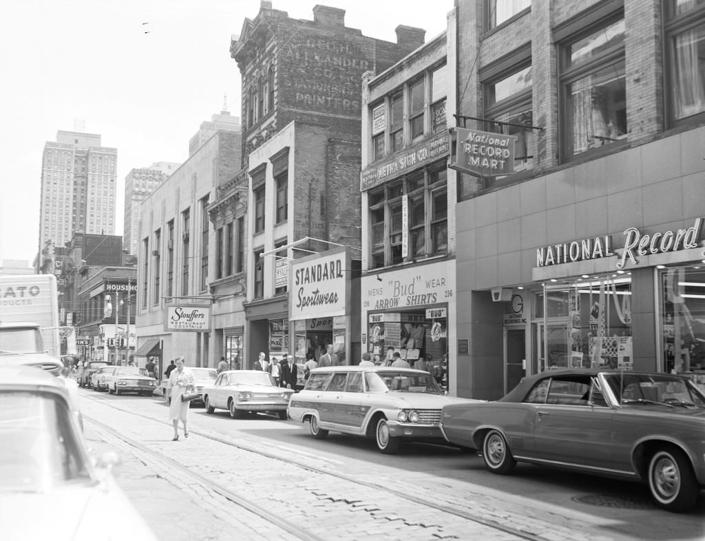 #1 Stouffer’s Restaurant at Market Square, 1964