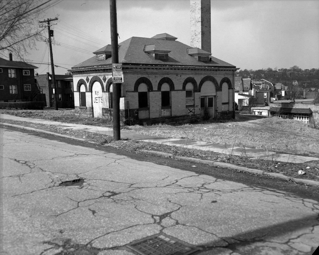 #106 Old Lincoln Pumping Station, now Paulson Community Recreation Center, showing graffiti and boarded windows, 1971.
