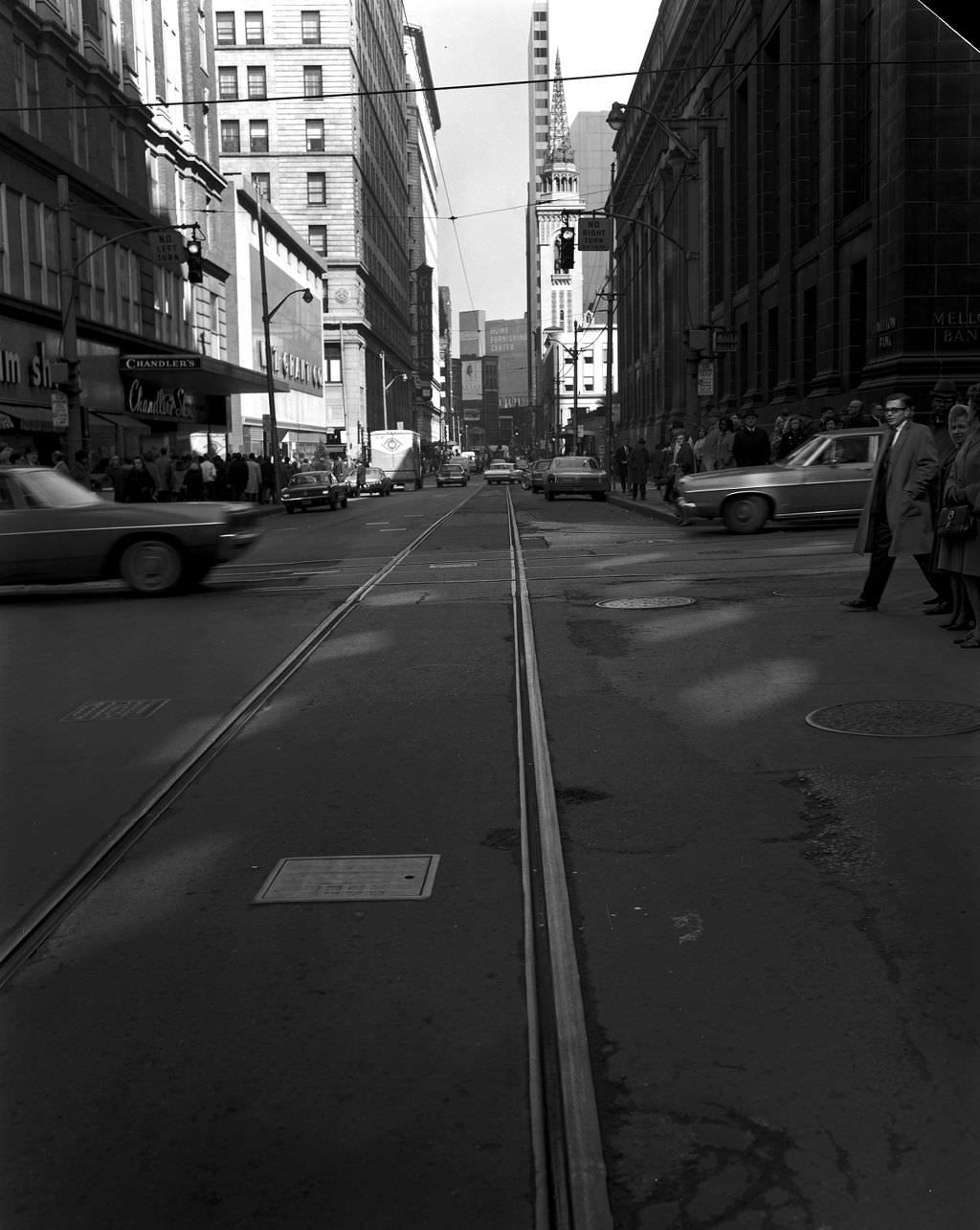 #18 Smithfield Street intersection with Fifth Avenue, featuring Mellon National Bank Building, 1971