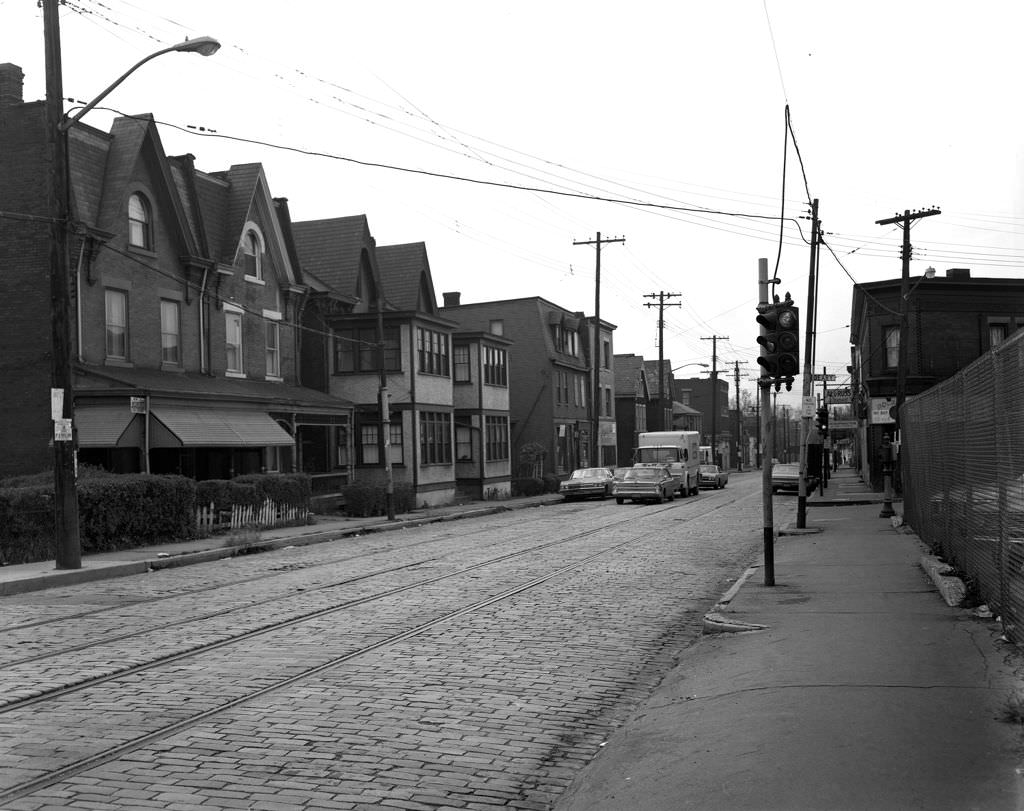 #73 Lincoln Avenue between Chaucer and Deary Streets, 1970