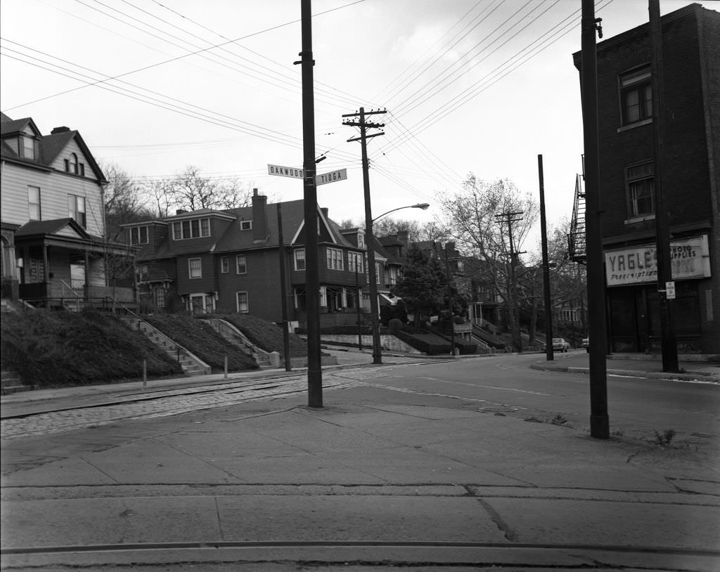 #92 Tioga Street and Oakwood Street intersection, 1970.