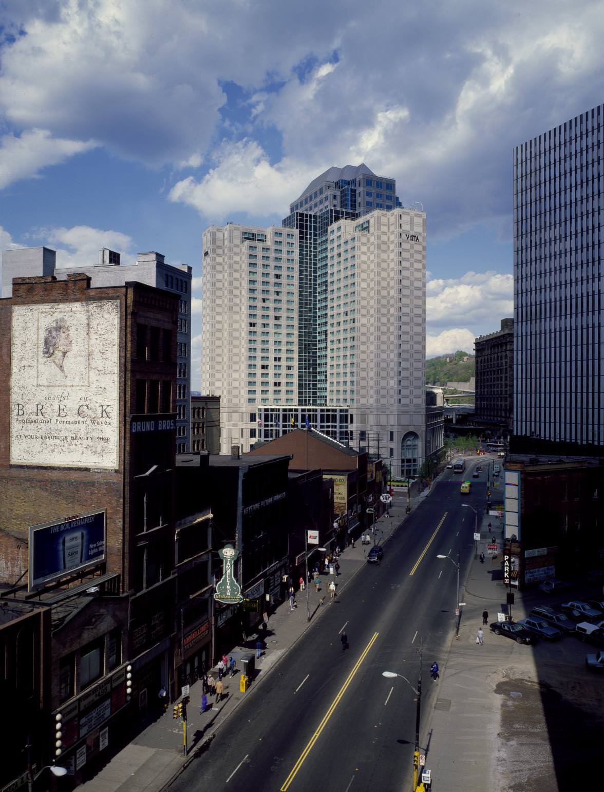 #28 Downtown Pittsburgh, 1980