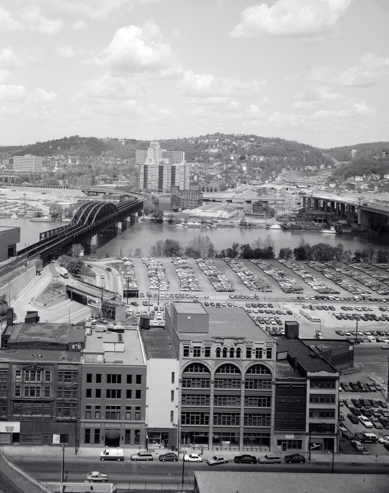 #11 Pittsburgh skyline, 1980
