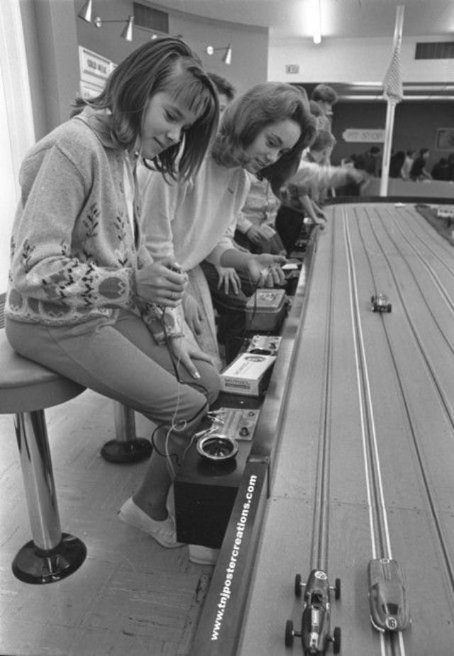 The Slot Car Racing Craze of the 1960s: Before Video Games, This Was America’s Racing Obsession Spo