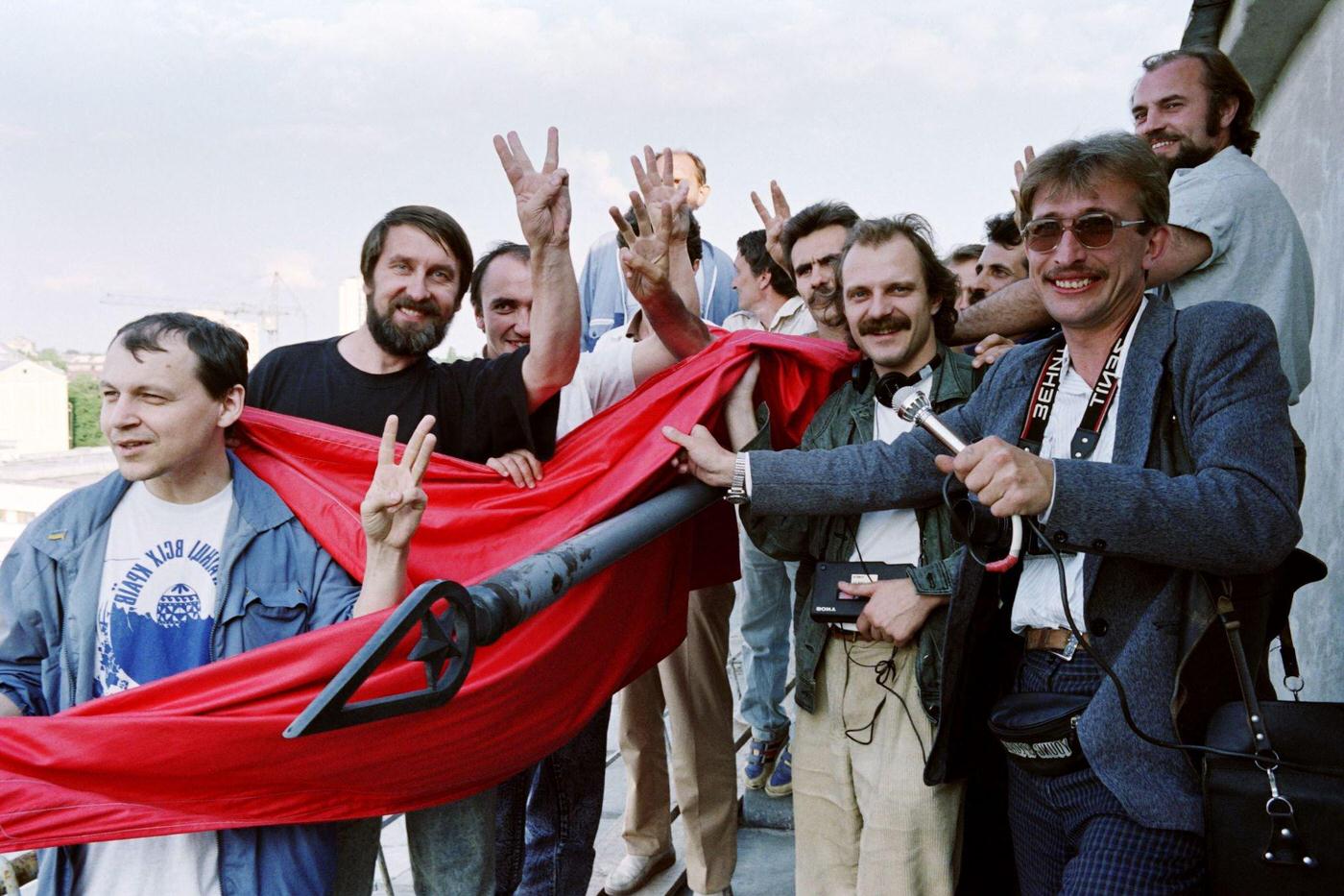 #41 Ukrainians Remove Soviet Flag from Communist Party Headquarters in Kiev, 1991