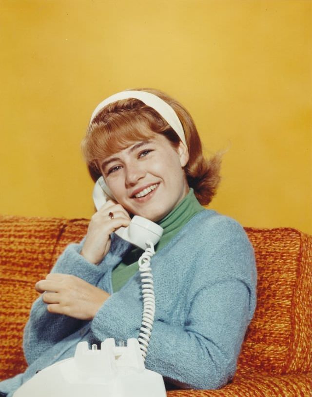 Iconic Moments Captured: Beautiful Photos of a Young Patty Duke Illuminate Her Life in the 1960s Mu