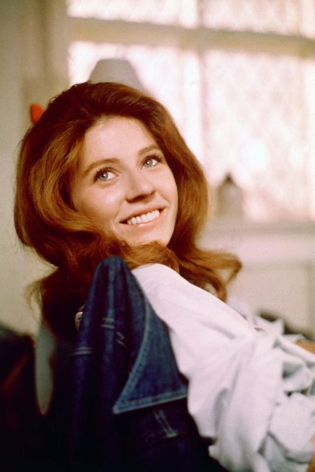 Iconic Moments Captured: Beautiful Photos of a Young Patty Duke Illuminate Her Life in the 1960s Mus