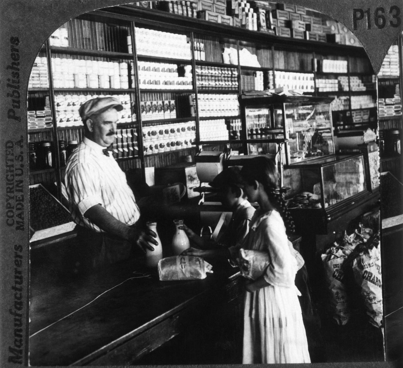 #9 Midwestern Grocery Store, USA, 1900