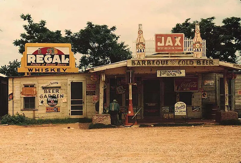 #6 Juke Joint and gas station in Melrose, LA, 1940.