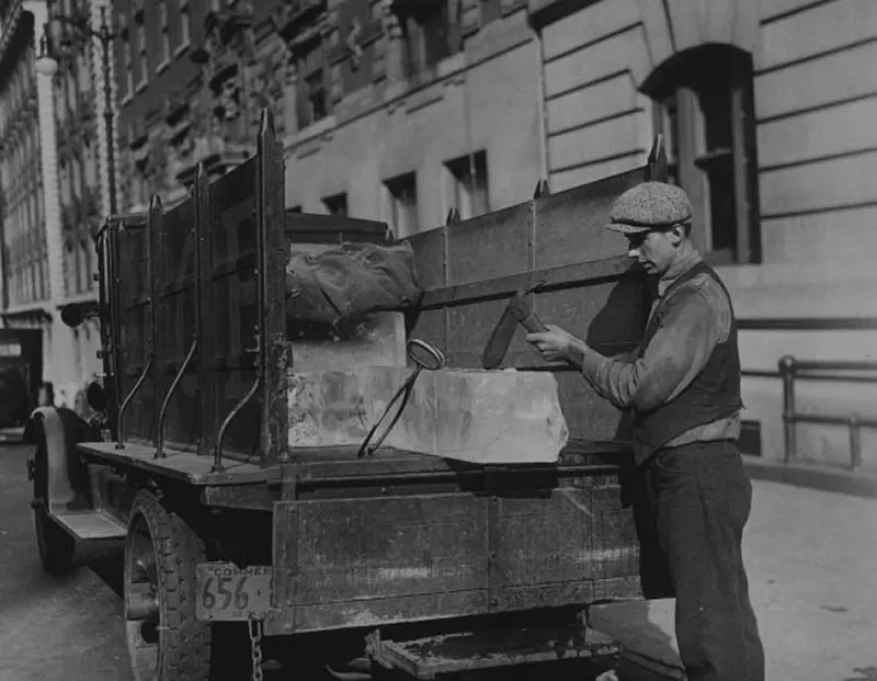 #25 An iceman delivering his goods in a wagon with an engine, not pulled by horses. Photo: New York Public Library.