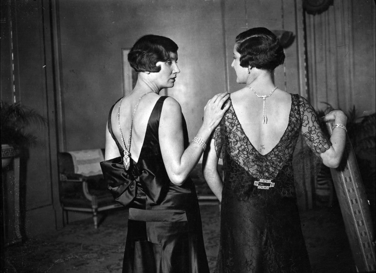The Unforgettable Jazz Club Scenes and Style of Yesteryears Music