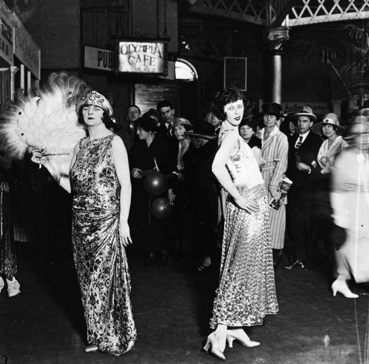 The Unforgettable Jazz Club Scenes and Style of Yesteryears Music