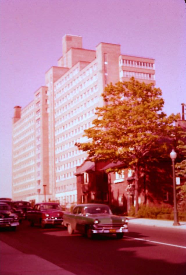 #13 Montreal General Hospital.