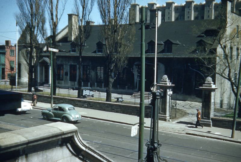 #5 Château Ramezay.